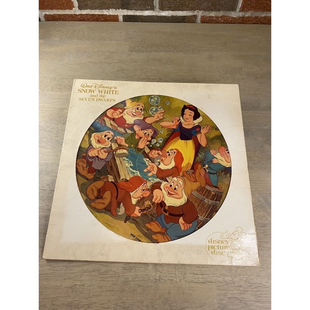WALT DISNEY'S *SNOW WHITE & THE SEVEN DWARFS* VINYL PICTURE DISC 1980